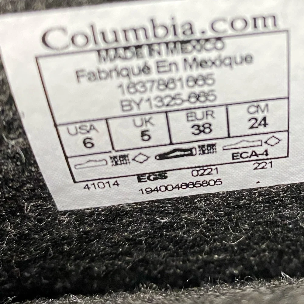 NWOT Columbia Powderbug Snow Boot - Kids' SZ 6